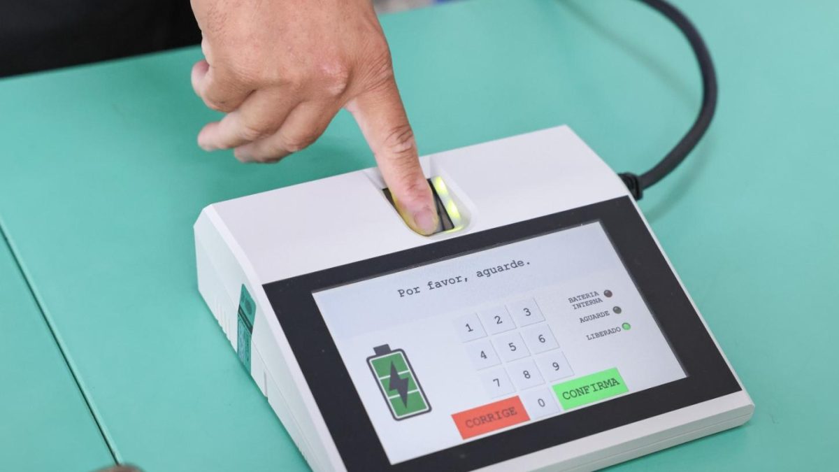 Eleitores voltam a poder ser presos a partir das 17h de terça-feira